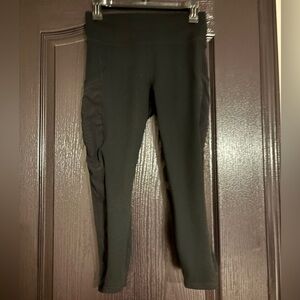 Fabletics crop leggings with pockets